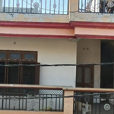 شقة Manju Sadan Allāhābād Junction المظهر الخارجي الصورة